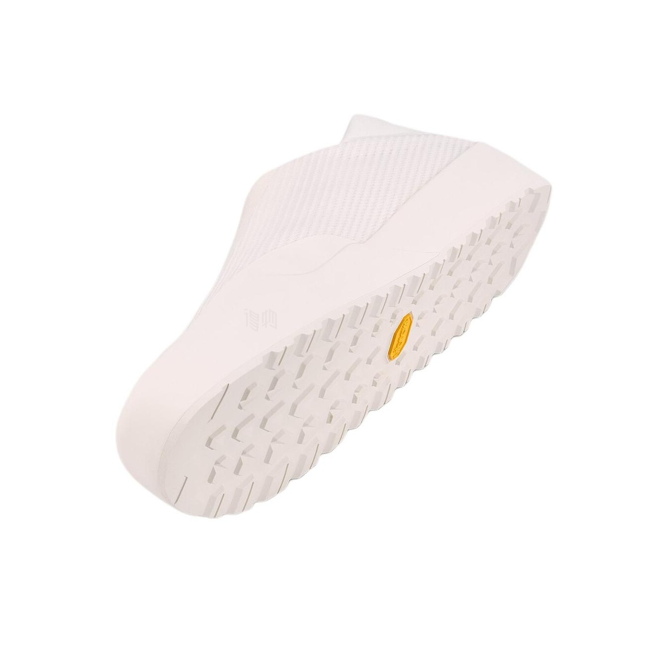 Arc’teryx Kragg Slip-On Shoe — Men’s Arctic Silk